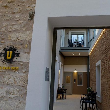 Uni Island - City Center Suites 伊拉克利翁 外观 照片