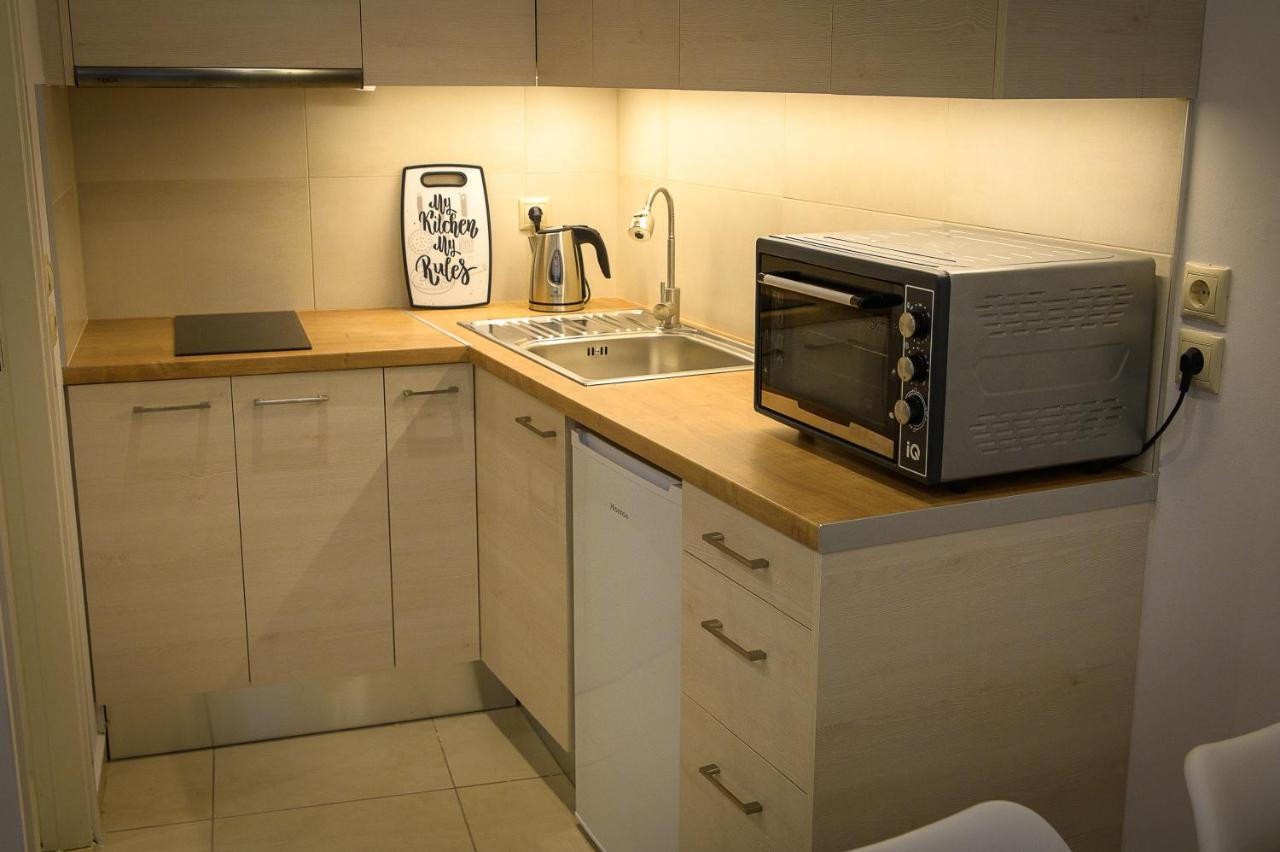 Uni Island - City Center Suites 伊拉克利翁 外观 照片