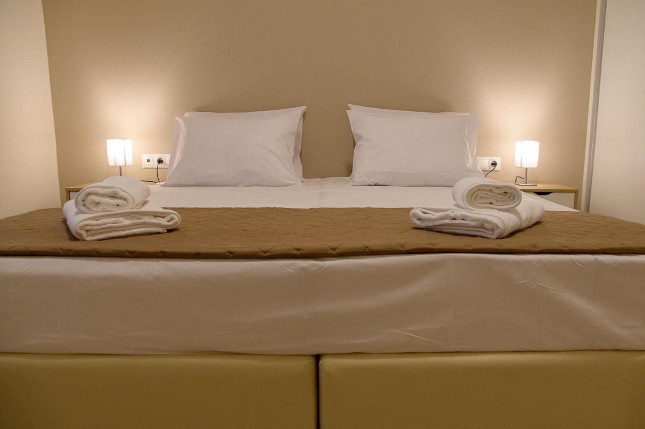 Uni Island - City Center Suites 伊拉克利翁 外观 照片