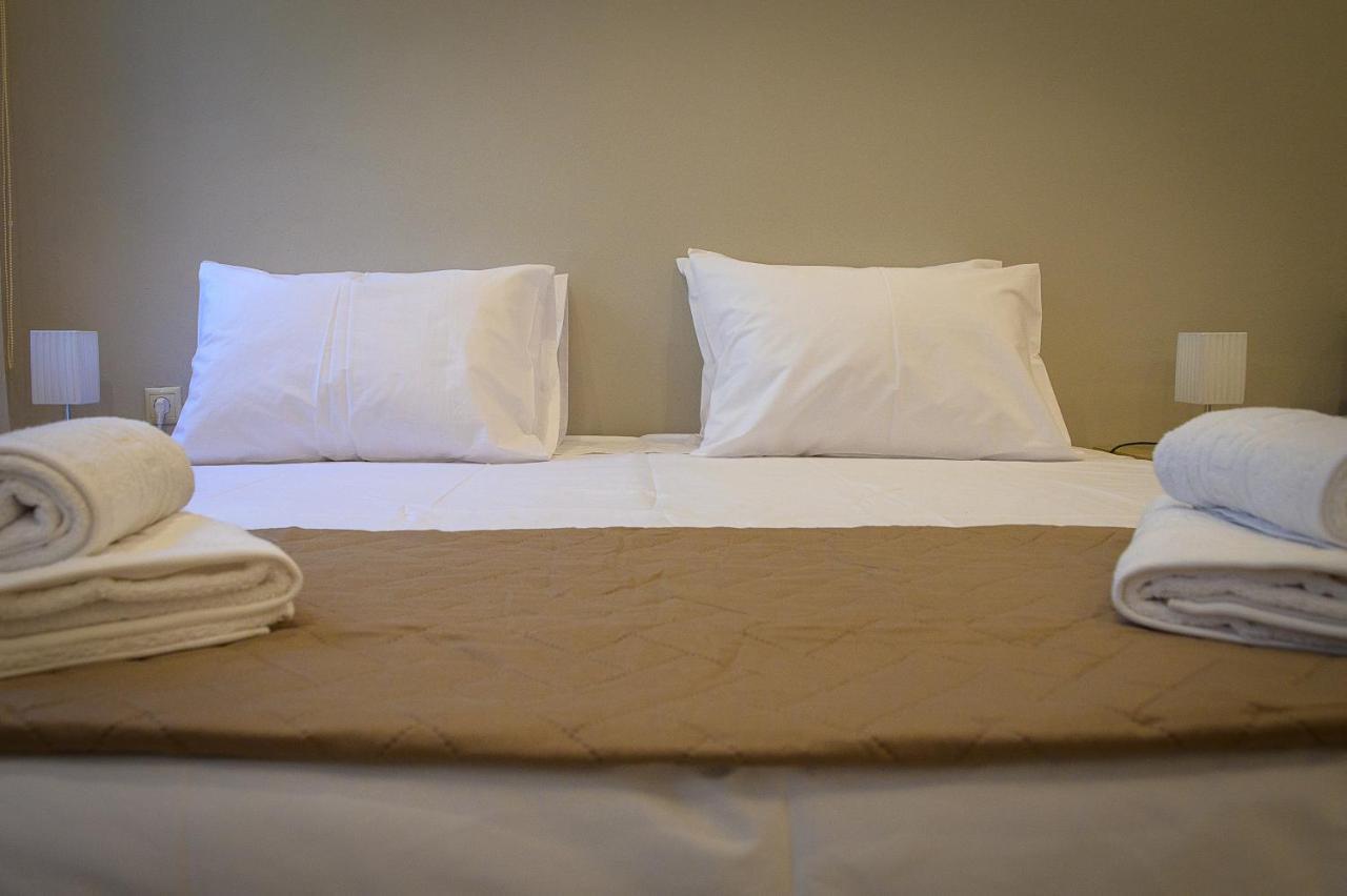 Uni Island - City Center Suites 伊拉克利翁 外观 照片