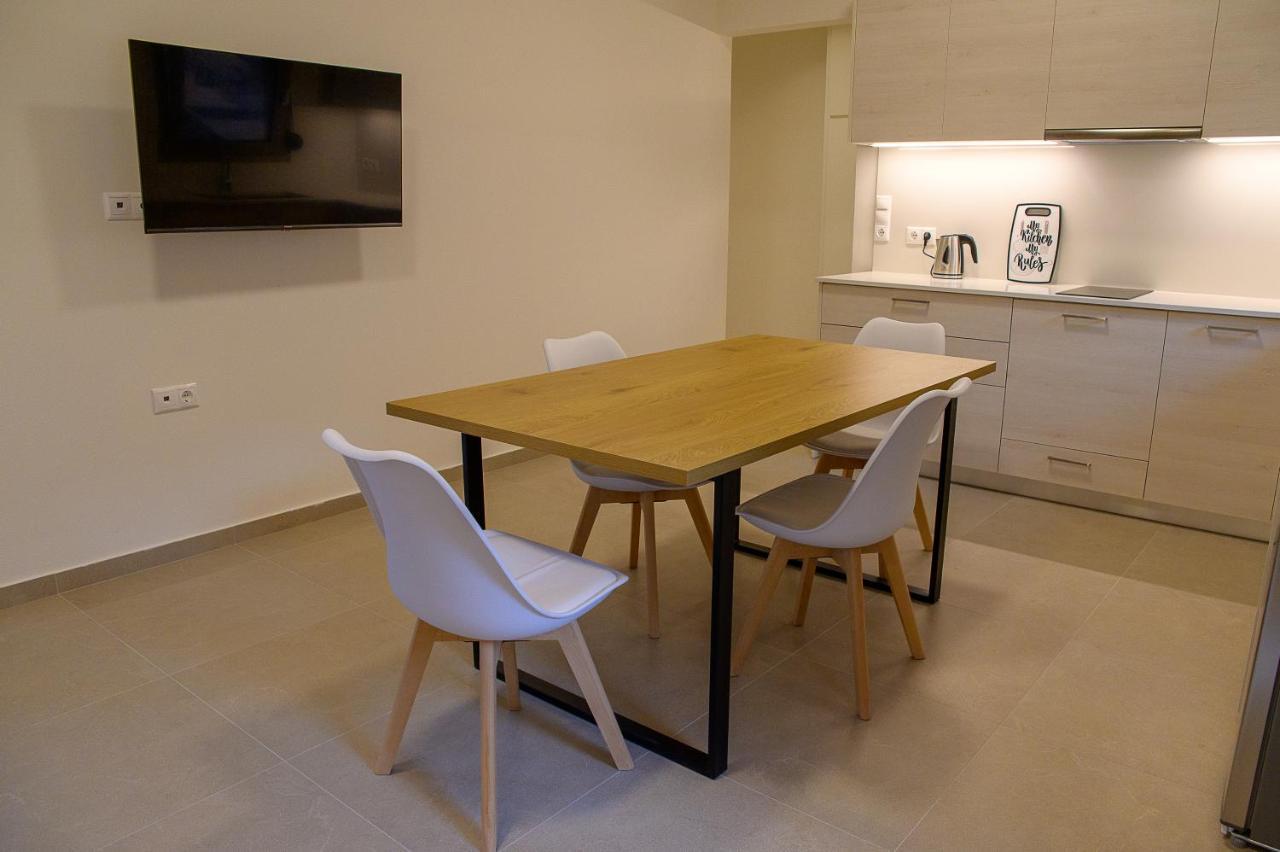 Uni Island - City Center Suites 伊拉克利翁 外观 照片