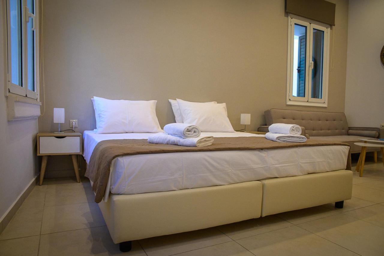 Uni Island - City Center Suites 伊拉克利翁 外观 照片