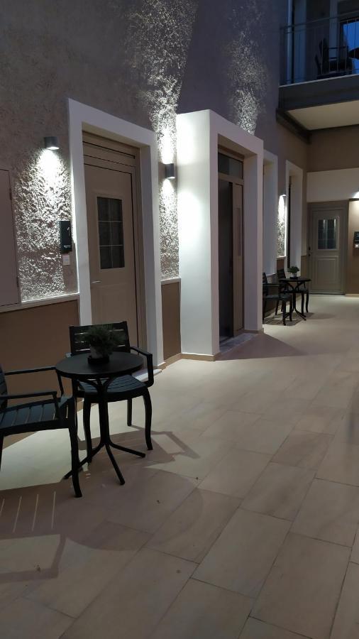 Uni Island - City Center Suites 伊拉克利翁 外观 照片