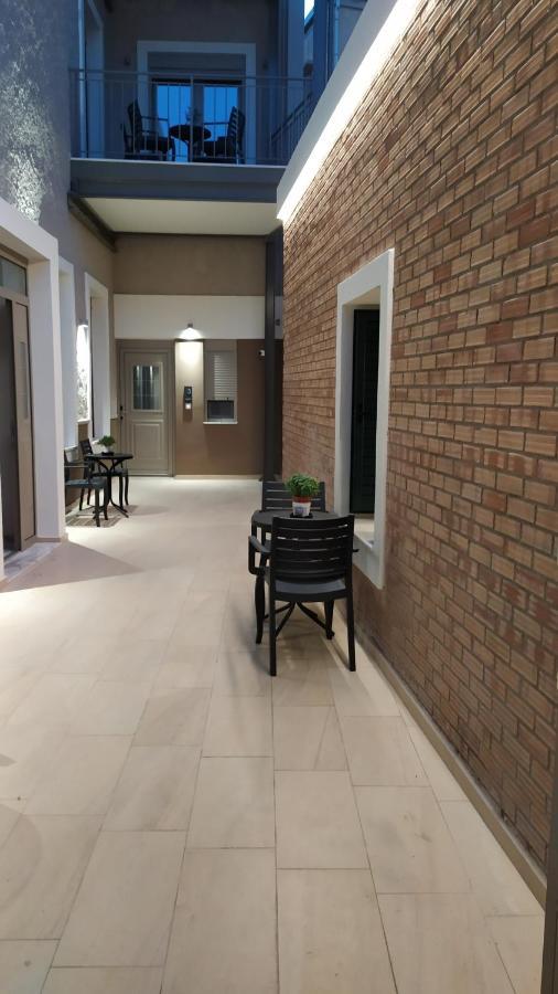 Uni Island - City Center Suites 伊拉克利翁 外观 照片